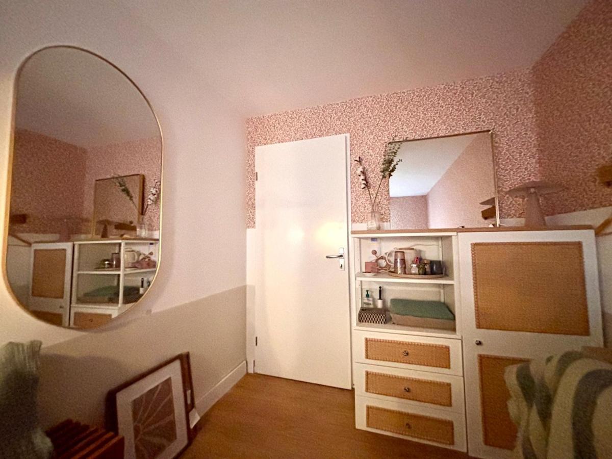 Chambre Chaleureuse Et Cosy Lille Luaran gambar